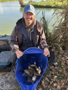 572239165 1279683827293676 3565140005877666833 N