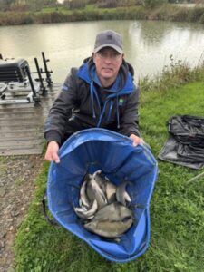 574243774 1372254424911135 1105418355242974625 N