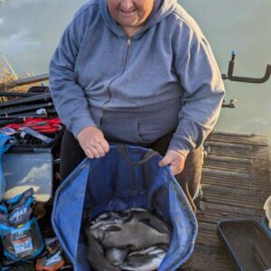 0920b126 3423 4690 930b E3a3f5e3876e