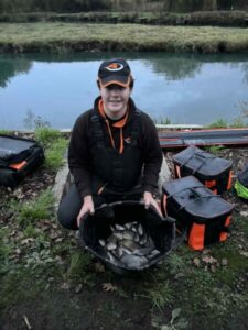 A2f876f4 1040 4bf4 83f4 C71614d68e97