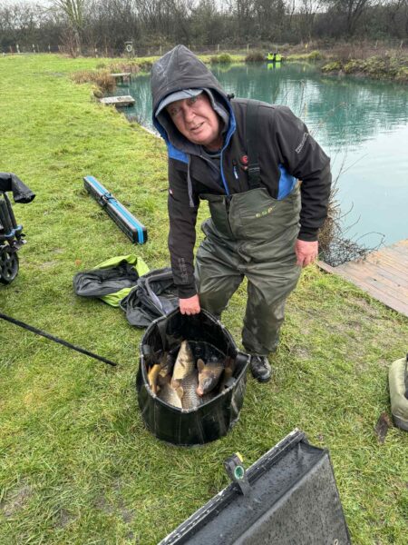 39bb7587 3788 4032 8661 C77ce2d83ad1